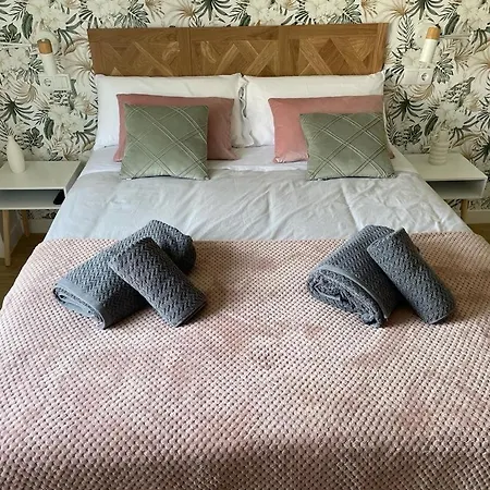 El De Alba En * Candás