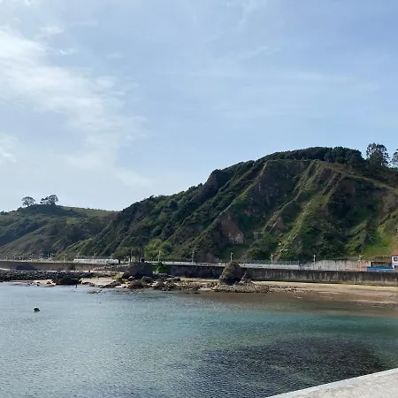 El De Alba En * Candás